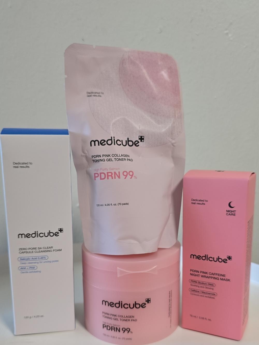 Medicube Pink Collagen Skincare Set - Picture 6 of 8